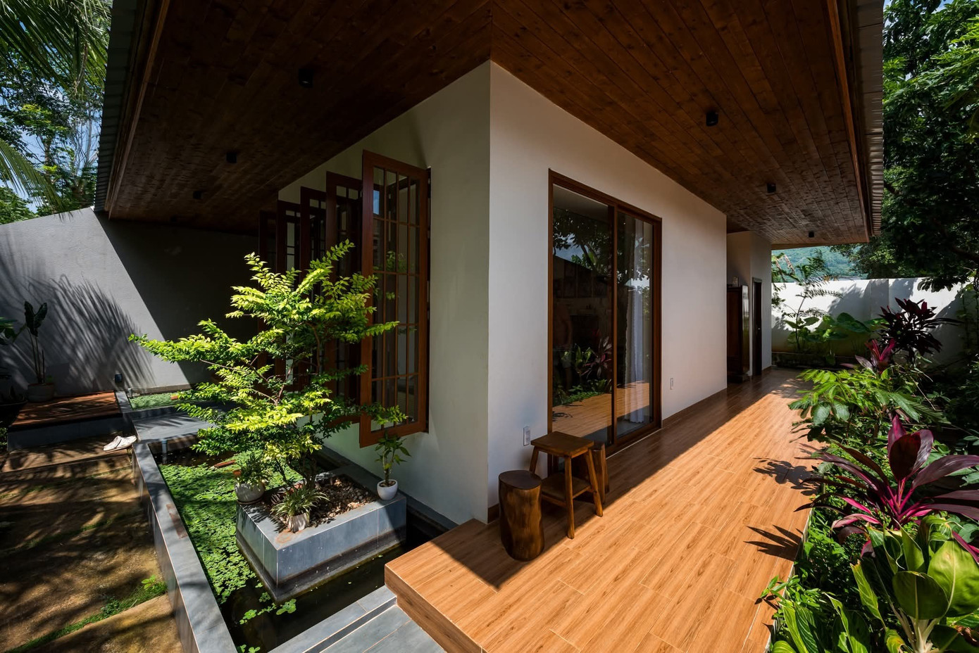 Thiết kế ngôi nhà 80m2 đầy ắp 'ký ức' con gái tặng mẹ- Ảnh 22. Thiết kế ngôi nhà 80m2 đầy ắp 'ký ức' con gái tặng mẹ- Ảnh 22.