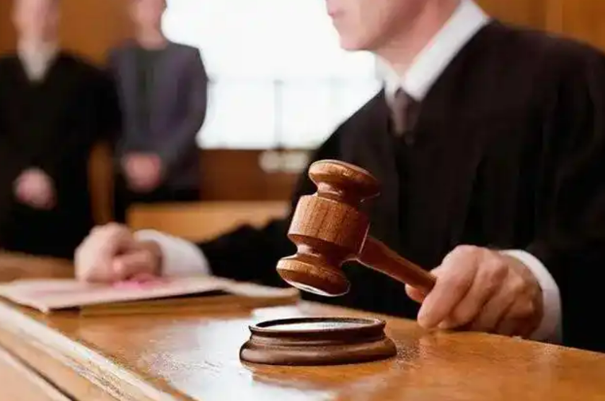 Người phụ nữ thuê mặt bằng giá 425 triệu đồng/năm, đến hạn trả tiền thì “mất hút”, bị kiện ra tòa vẫn chối: “Chữ ký trên hợp đồng không phải của tôi”- Ảnh 1. Người phụ nữ thuê mặt bằng giá 425 triệu đồng/năm, đến hạn trả tiền thì “mất hút”, bị kiện ra tòa vẫn chối: “Chữ ký trên hợp đồng không phải của tôi”- Ảnh 1.