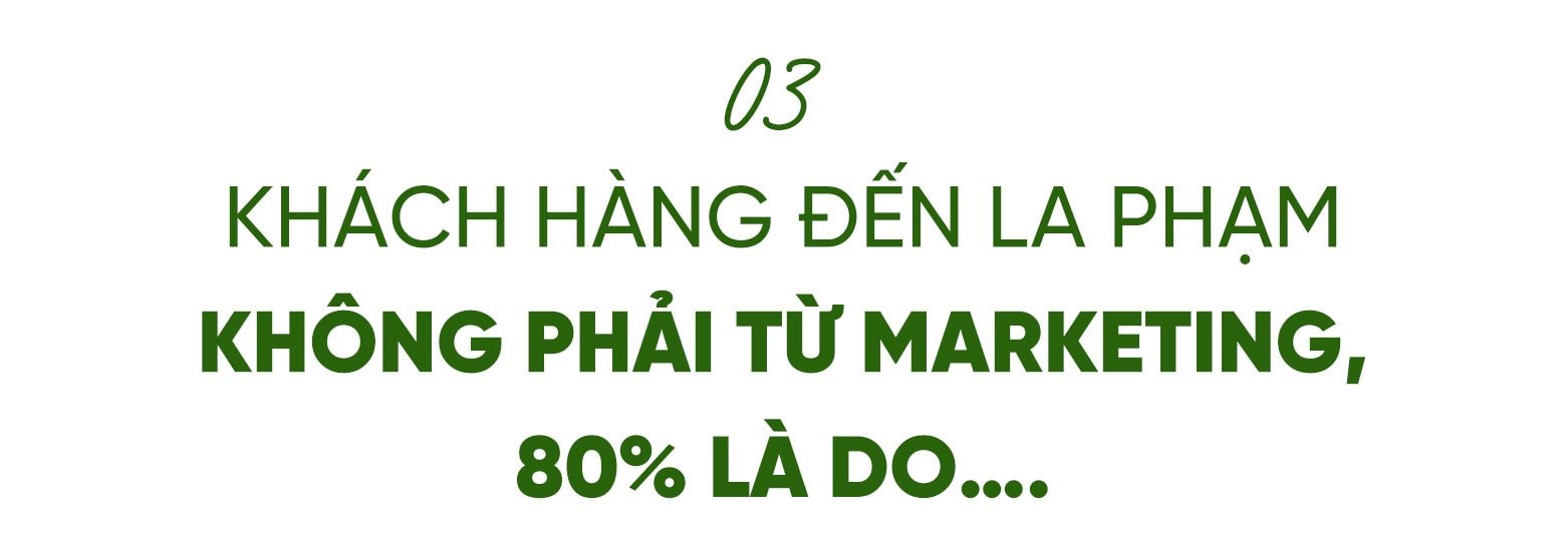 Từ sợi lá dứa, sợi ngô hay vỏ trái cây tưởng chừng như bỏ đi, nhà thiết kế Việt ‘biến hóa’ đưa thời trang dân tộc ra sàn diễn quốc tế- Ảnh 8. Từ sợi lá dứa, sợi ngô hay vỏ trái cây tưởng chừng như bỏ đi, nhà thiết kế Việt ‘biến hóa’ đưa thời trang dân tộc ra sàn diễn quốc tế- Ảnh 8.