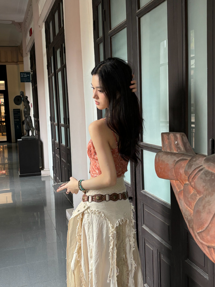 Tại sao Bảo tàng Mỹ thuật Việt Nam lên hình “đắt” đến vậy? Câu trả lời bất ngờ thuộc về sao nữ Triều Tuyết Lục- Ảnh 9. Tại sao Bảo tàng Mỹ thuật Việt Nam lên hình “đắt” đến vậy? Câu trả lời bất ngờ thuộc về sao nữ Triều Tuyết Lục- Ảnh 9.