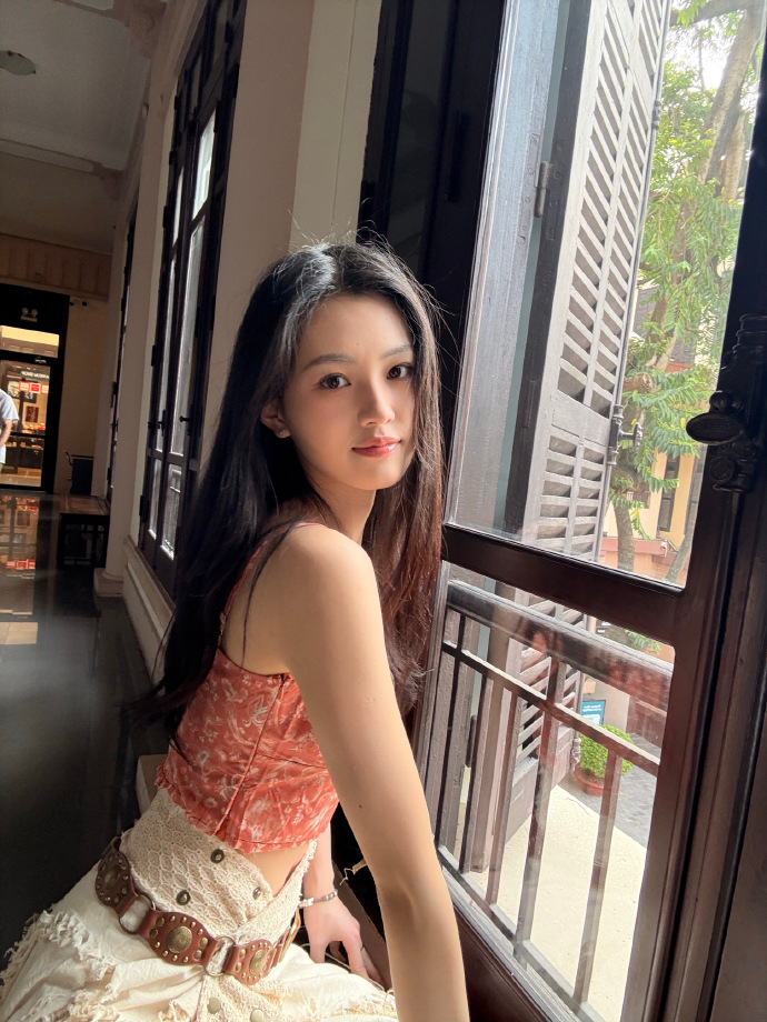 Tại sao Bảo tàng Mỹ thuật Việt Nam lên hình “đắt” đến vậy? Câu trả lời bất ngờ thuộc về sao nữ Triều Tuyết Lục- Ảnh 11. Tại sao Bảo tàng Mỹ thuật Việt Nam lên hình “đắt” đến vậy? Câu trả lời bất ngờ thuộc về sao nữ Triều Tuyết Lục- Ảnh 11.