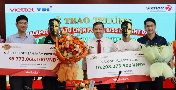 Cả gia đình mất ngủ vì trúng độc đắc gần 37 tỷ đồng- Ảnh 1. Cả gia đình mất ngủ vì trúng độc đắc gần 37 tỷ đồng- Ảnh 1.