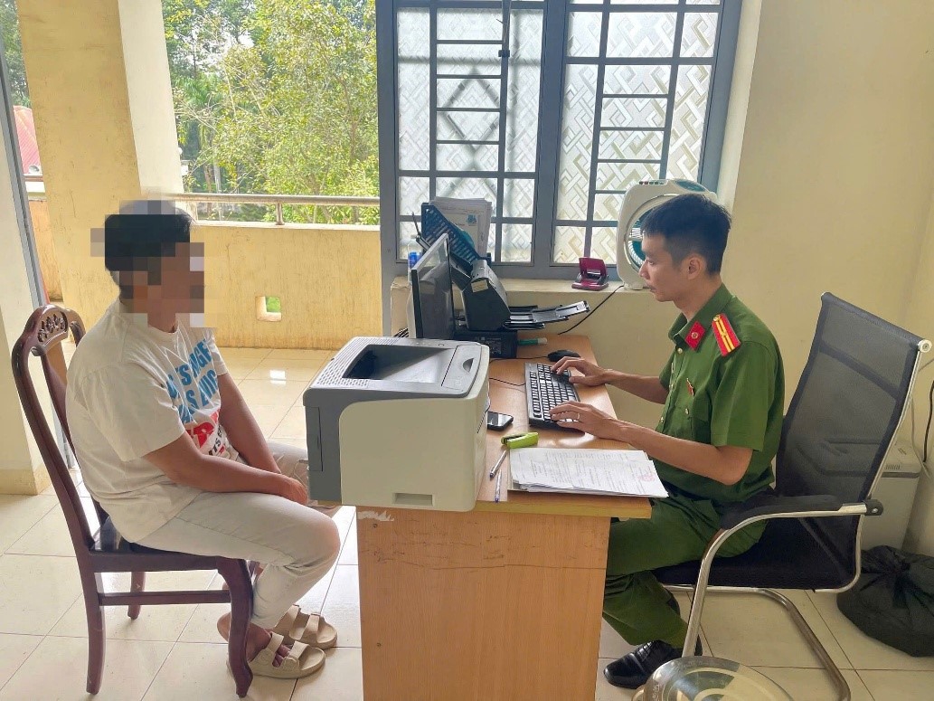 Công an cảnh báo tất cả người dân tuyệt đối không làm việc này- Ảnh 3. Công an cảnh báo tất cả người dân tuyệt đối không làm việc này- Ảnh 3.