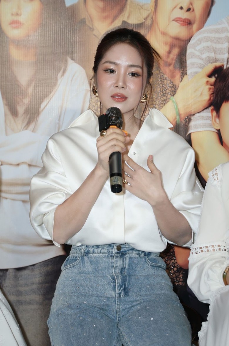 Có ai tin đây là Lê Phương không, dụi mắt 7749 lần vẫn không nhận ra- Ảnh 9. Có ai tin đây là Lê Phương không, dụi mắt 7749 lần vẫn không nhận ra- Ảnh 9.