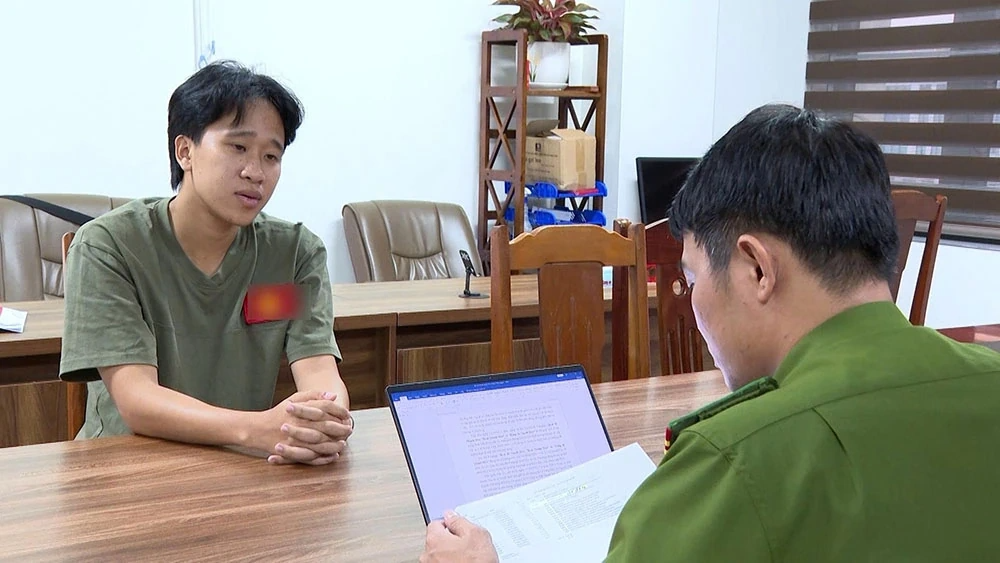 TikToker Đào Quang Hà vừa bị tạm giữ hình sự là ai? Nổi tiếng trên mạng ra sao?- Ảnh 1. TikToker Đào Quang Hà vừa bị tạm giữ hình sự là ai? Nổi tiếng trên mạng ra sao?- Ảnh 1.