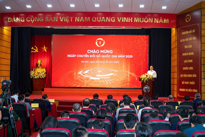 Hà Nội dẫn dầu cả nước về chuyển đổi số, Cao Bằng đứng cuối bảng- Ảnh 3. Hà Nội dẫn dầu cả nước về chuyển đổi số, Cao Bằng đứng cuối bảng- Ảnh 3.