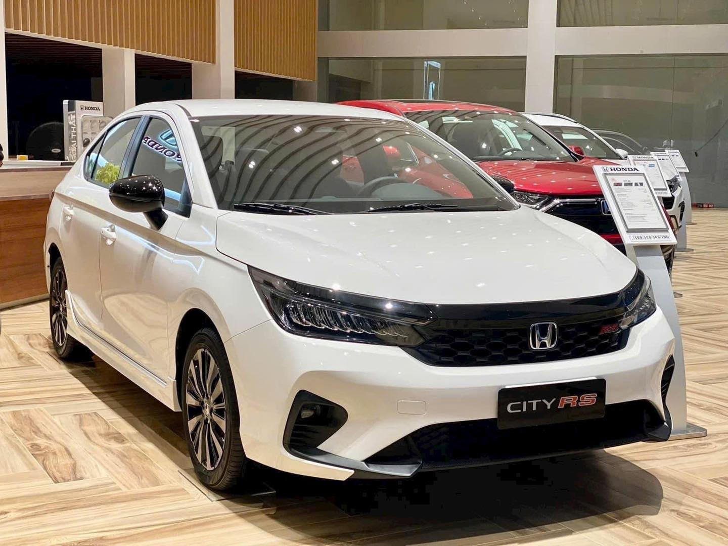 Hàng loạt sedan hạng B giảm giá hàng chục triệu đồng tại Việt Nam: Có mẫu chưa đến 350 triệu đồng, rẻ hơn cả Morning- Ảnh 2.