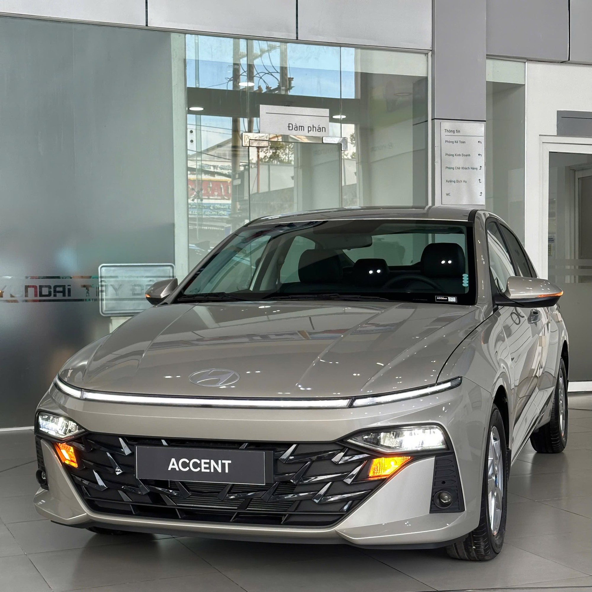 Hàng loạt sedan hạng B giảm giá hàng chục triệu đồng tại Việt Nam: Có mẫu chưa đến 350 triệu đồng, rẻ hơn cả Morning- Ảnh 3.