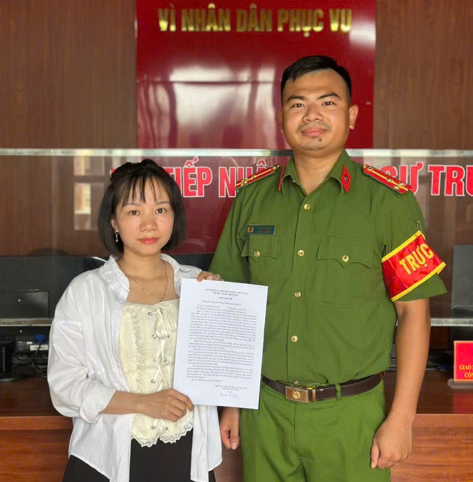 Người phụ nữ SN 1993 vừa chuyển khoản thành công 163 triệu đồng đến một STK MBBank lạ, công an xã khẩn trương vào cuộc xác minh- Ảnh 1. Người phụ nữ SN 1993 vừa chuyển khoản thành công 163 triệu đồng đến một STK MBBank lạ, công an xã khẩn trương vào cuộc xác minh- Ảnh 1.