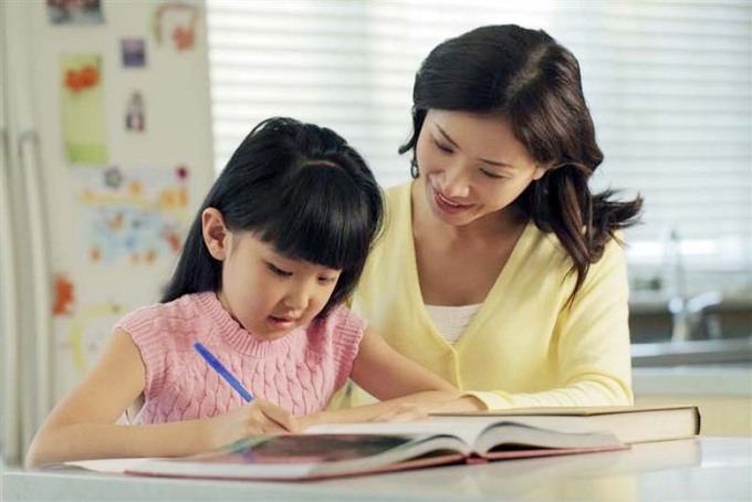 Học sinh tiểu học làm bài tập nối từ khiến netizen suýt nhập viện vì cười: Đúng sai cũng kệ, miễn là nói xấu mẹ thành công- Ảnh 2. Học sinh tiểu học làm bài tập nối từ khiến netizen suýt nhập viện vì cười: Đúng sai cũng kệ, miễn là nói xấu mẹ thành công- Ảnh 2.