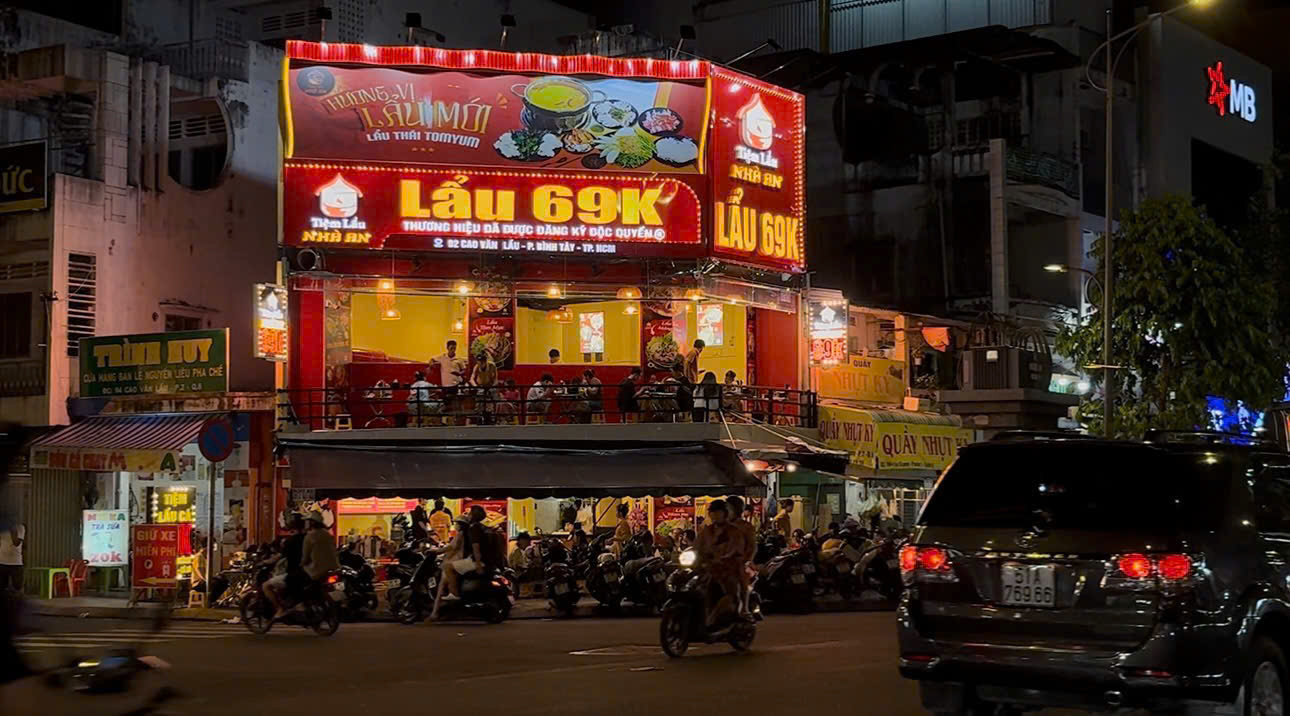 Lẩu 39.000 - 69.000 đồng "làm mưa làm gió" ở TP HCM- Ảnh 1. Lẩu 39.000 - 69.000 đồng "làm mưa làm gió" ở TP HCM- Ảnh 1.