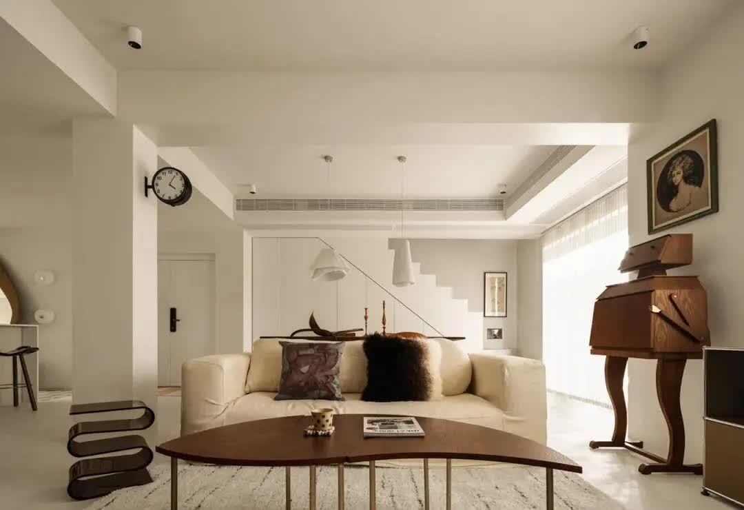 Nữ nghệ sĩ 37 tuổi không kết hôn, sống một mình trong căn nhà 150m2 giá hơn 2 tỷ đồng: "Thỉnh thoảng cũng thấy cô đơn"- Ảnh 1. Nữ nghệ sĩ 37 tuổi không kết hôn, sống một mình trong căn nhà 150m2 giá hơn 2 tỷ đồng: "Thỉnh thoảng cũng thấy cô đơn"- Ảnh 1.