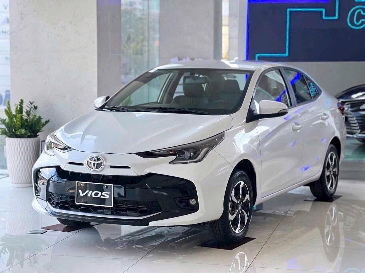 Hàng loạt sedan hạng B giảm giá hàng chục triệu đồng tại Việt Nam: Có mẫu chưa đến 350 triệu đồng, rẻ hơn cả Morning- Ảnh 1.