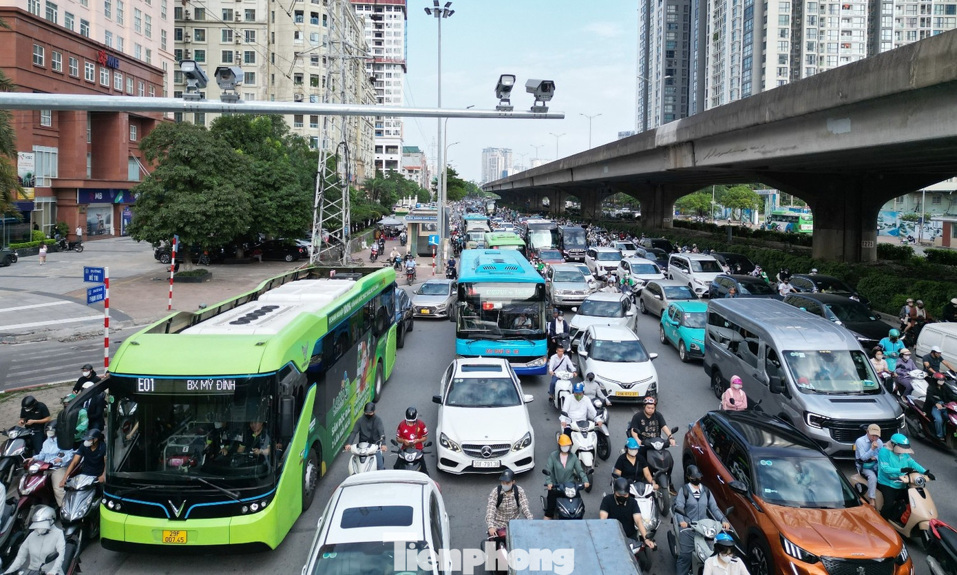 Cận cảnh hai nút giao với Vành đai 3 sẽ xây hầm chui đầu năm 2026- Ảnh 1. Cận cảnh hai nút giao với Vành đai 3 sẽ xây hầm chui đầu năm 2026- Ảnh 1.