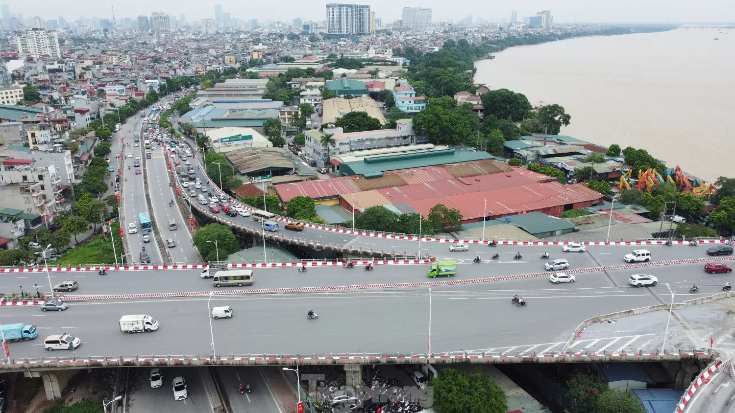 Quá nhanh: Đại dự án 300.000 tỷ đồng do liên danh Đèo Cả đề xuất, kỳ vọng hiện thực hóa “kỳ tích sông Hồng” chuẩn bị khởi công- Ảnh 1.