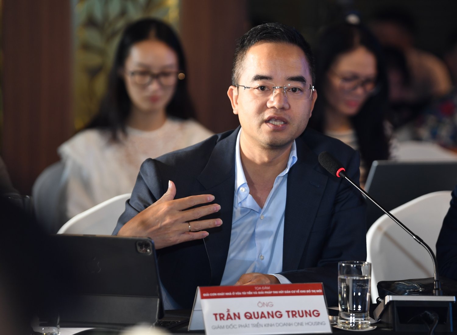 Giá chung cư đang cao kỷ lục, nhiều người cho rằng nên 