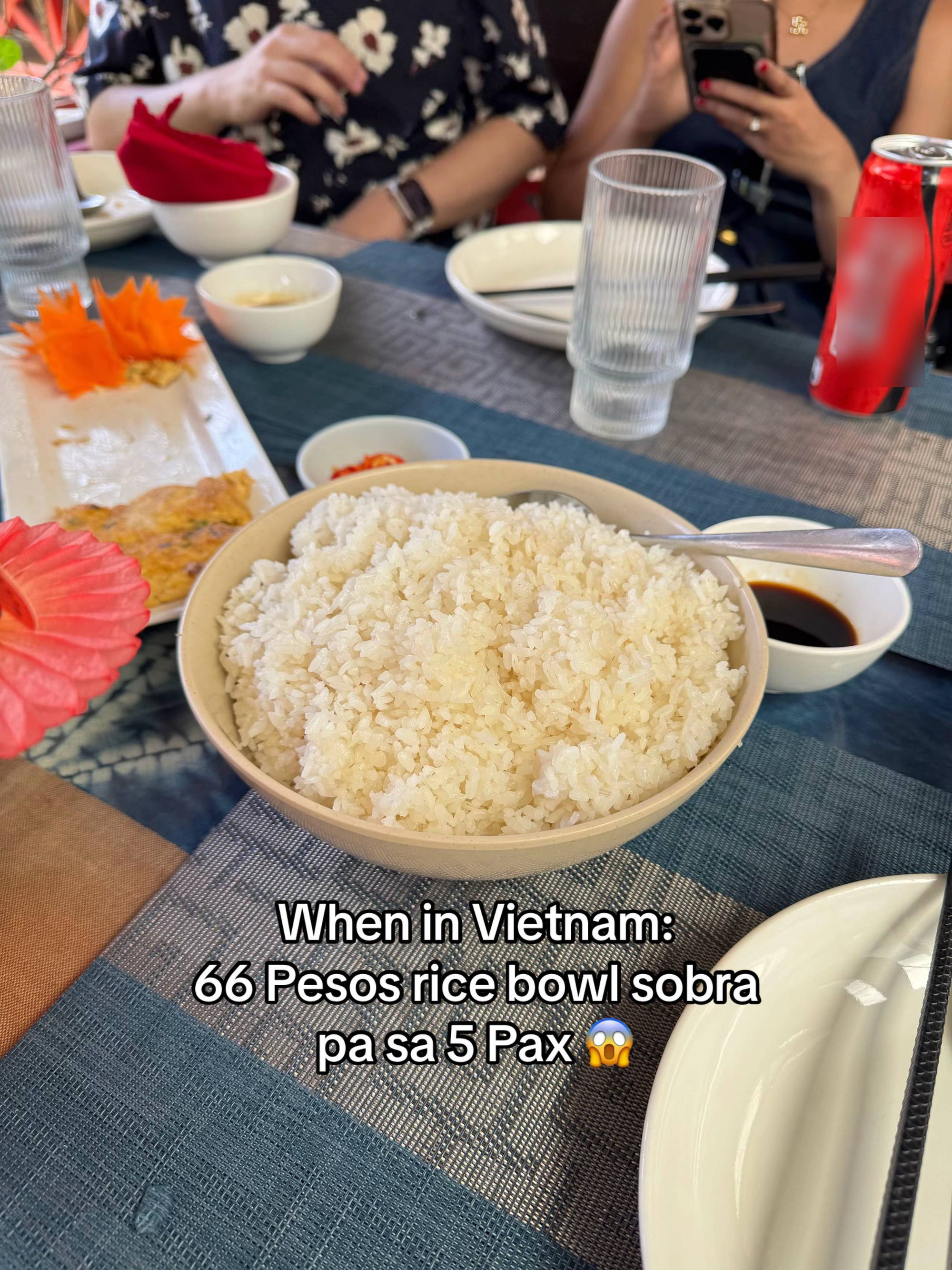 Du khách Philippines "sốc" trước bát cơm ở Việt Nam- Ảnh 1. Du khách Philippines "sốc" trước bát cơm ở Việt Nam- Ảnh 1.