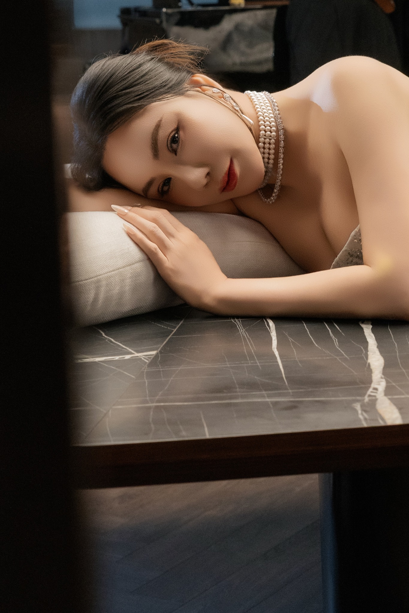 Ngoại hình nữ ca sĩ ở biệt thự 600m2, sở hữu nhà từ Nam ra Bắc, 45 tuổi kết hôn, lần đầu công khai có con- Ảnh 4. Ngoại hình nữ ca sĩ ở biệt thự 600m2, sở hữu nhà từ Nam ra Bắc, 45 tuổi kết hôn, lần đầu công khai có con- Ảnh 4.