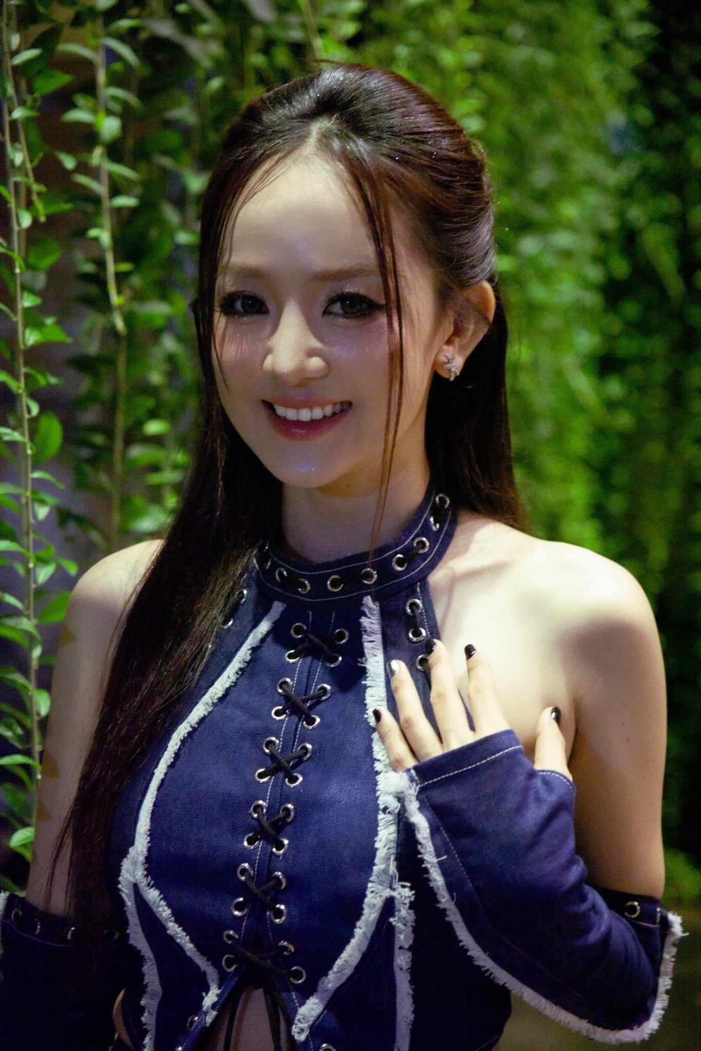 Bạn gái kín tiếng của Liên Bỉnh Phát: Cựu thành viên Mắt Ngọc, gợi cảm như Triệu Lệ Dĩnh- Ảnh 4. Bạn gái kín tiếng của Liên Bỉnh Phát: Cựu thành viên Mắt Ngọc, gợi cảm như Triệu Lệ Dĩnh- Ảnh 4.