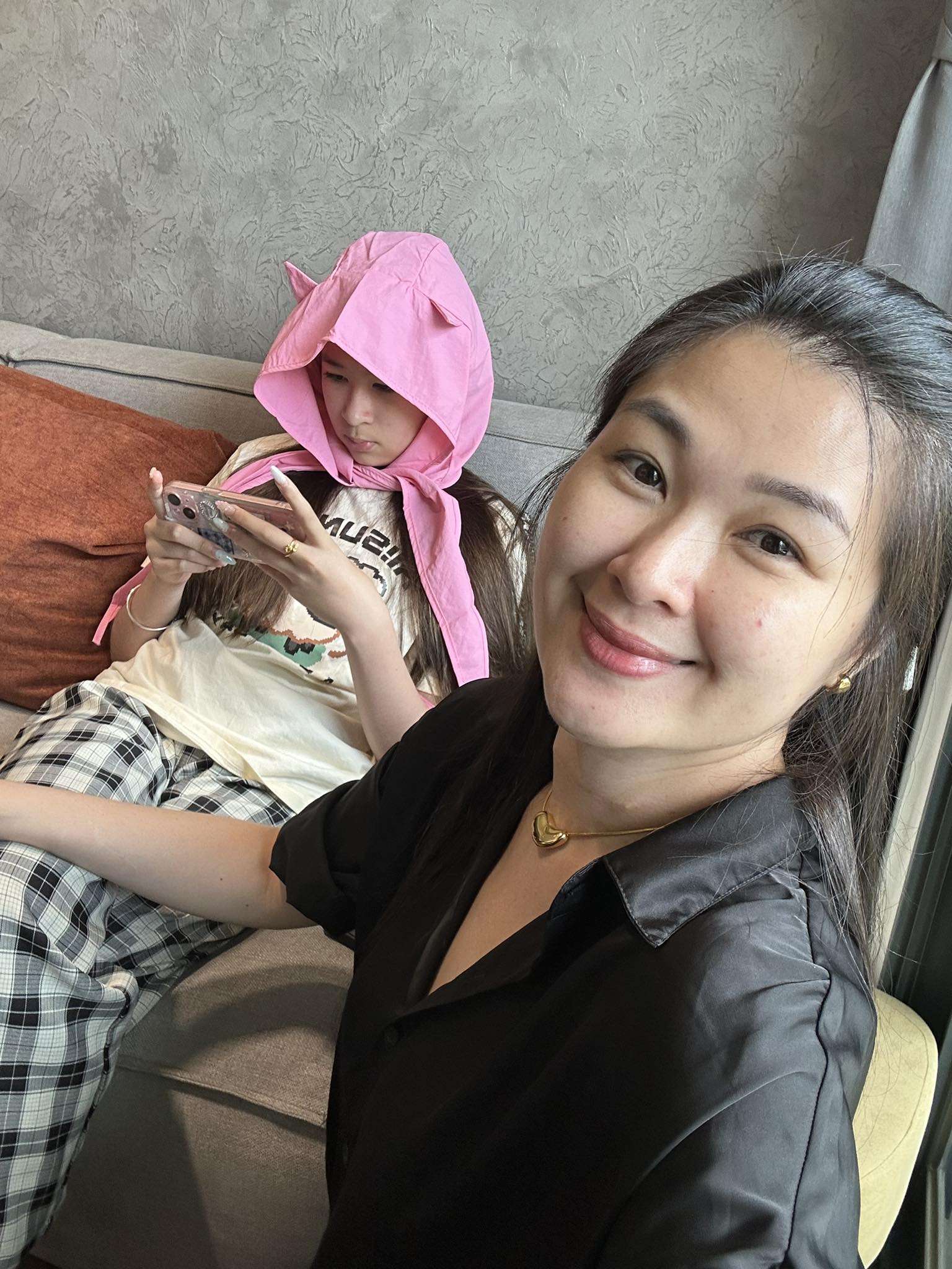 Á hậu Việt không cưới, sinh con với nam diễn viên 1 đời vợ, ở 12 năm rồi chia tay, cuộc sống ra sao?- Ảnh 4. Á hậu Việt không cưới, sinh con với nam diễn viên 1 đời vợ, ở 12 năm rồi chia tay, cuộc sống ra sao?- Ảnh 4.