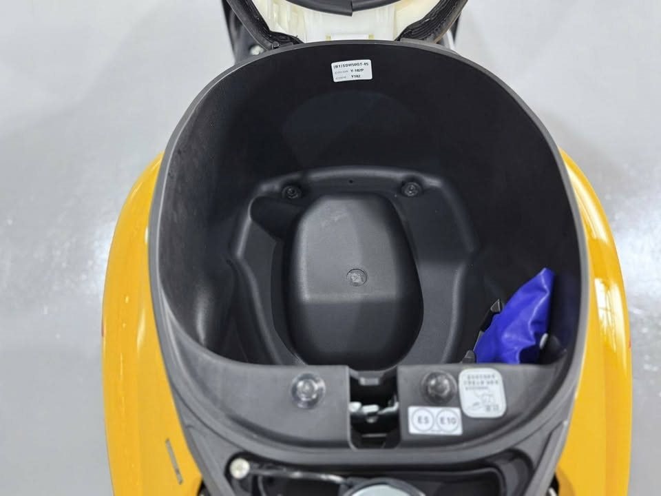 Xe ga dáng cổ điển của Honda về đại lý Việt Nam, siêu tiết kiệm xăng chỉ 1,8L/100 km- Ảnh 5. Xe ga dáng cổ điển của Honda về đại lý Việt Nam, siêu tiết kiệm xăng chỉ 1,8L/100 km- Ảnh 5.