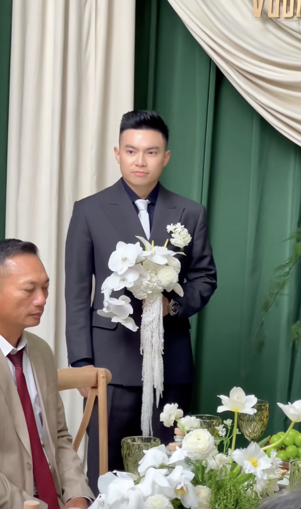 Thiếu gia tập đoàn Sơn Hải - chồng Hoa hậu Đỗ Hà hôm nay 10 điểm!- Ảnh 3. Thiếu gia tập đoàn Sơn Hải - chồng Hoa hậu Đỗ Hà hôm nay 10 điểm!- Ảnh 3.