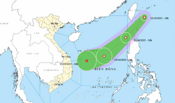 Bão số 12 Fengshen chưa vào bờ, Biển Đông lại sắp đón thêm áp thấp nhiệt đới- Ảnh 1. Bão số 12 Fengshen chưa vào bờ, Biển Đông lại sắp đón thêm áp thấp nhiệt đới- Ảnh 1.
