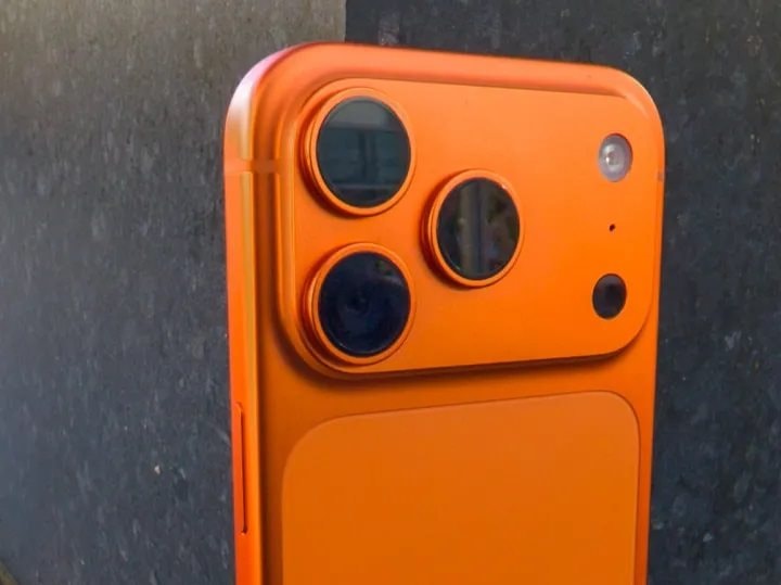 Chuyên gia review: "Tôi đã dùng hết các mẫu iPhone 17 năm nay, có một chiếc mà tôi sẽ không bao giờ mua"- Ảnh 3. Chuyên gia review: "Tôi đã dùng hết các mẫu iPhone 17 năm nay, có một chiếc mà tôi sẽ không bao giờ mua"- Ảnh 3.