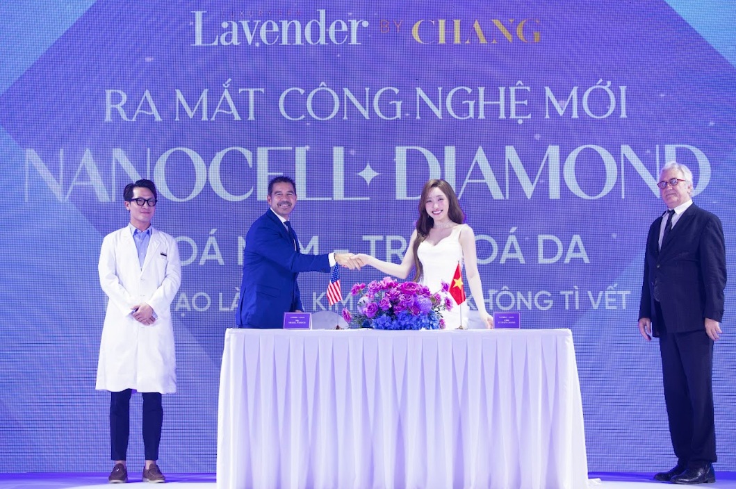 Sắc vóc của Nhã Phương khi bầu con thứ 3 ở tuổi 35- Ảnh 1. Sắc vóc của Nhã Phương khi bầu con thứ 3 ở tuổi 35- Ảnh 1.
