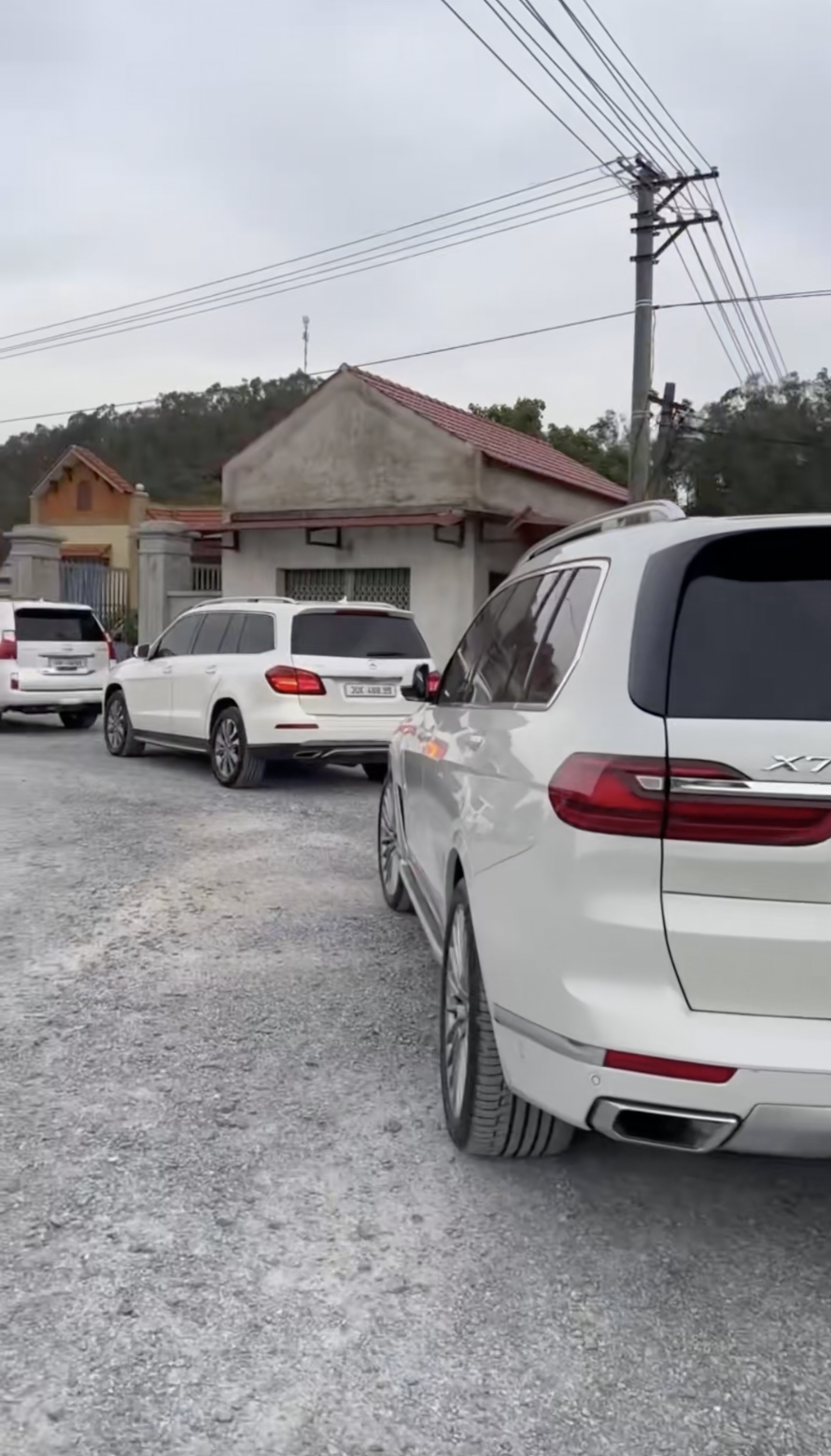 2 chi tiết đưa đám cưới Viết Vương - Đỗ Hà lên hàng top, gia đình chủ tịch Sơn Hải quá chu toàn!- Ảnh 3. 2 chi tiết đưa đám cưới Viết Vương - Đỗ Hà lên hàng top, gia đình chủ tịch Sơn Hải quá chu toàn!- Ảnh 3.