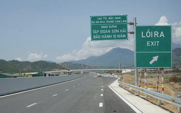 Nhà chồng sắp cưới Hoa hậu Đỗ Thị Hà: Từ nhà thầu địa phương với tài sản chưa đầy 1 tỷ đồng vươn lên thành đại gia hạ tầng- Ảnh 3. Nhà chồng sắp cưới Hoa hậu Đỗ Thị Hà: Từ nhà thầu địa phương với tài sản chưa đầy 1 tỷ đồng vươn lên thành đại gia hạ tầng- Ảnh 3.