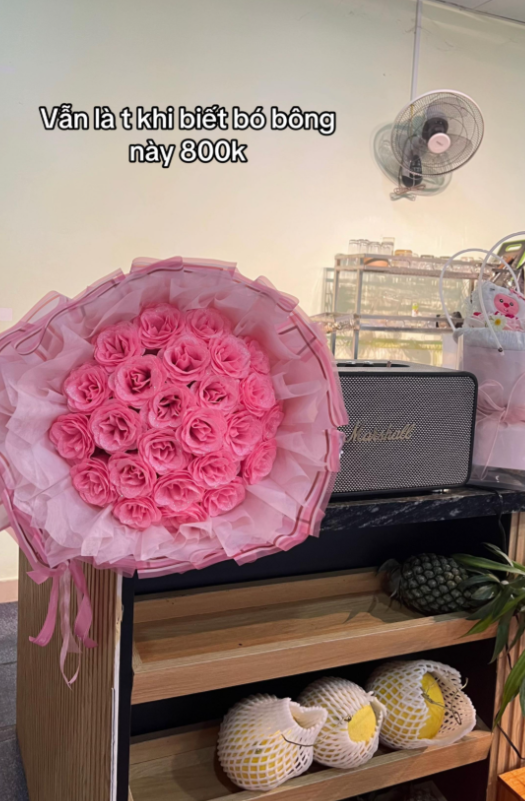 Bó hoa 1,5 triệu thiếu 7 bông bỗng trở thành bài kiểm tra EQ căng nhất hiện tại- Ảnh 3.