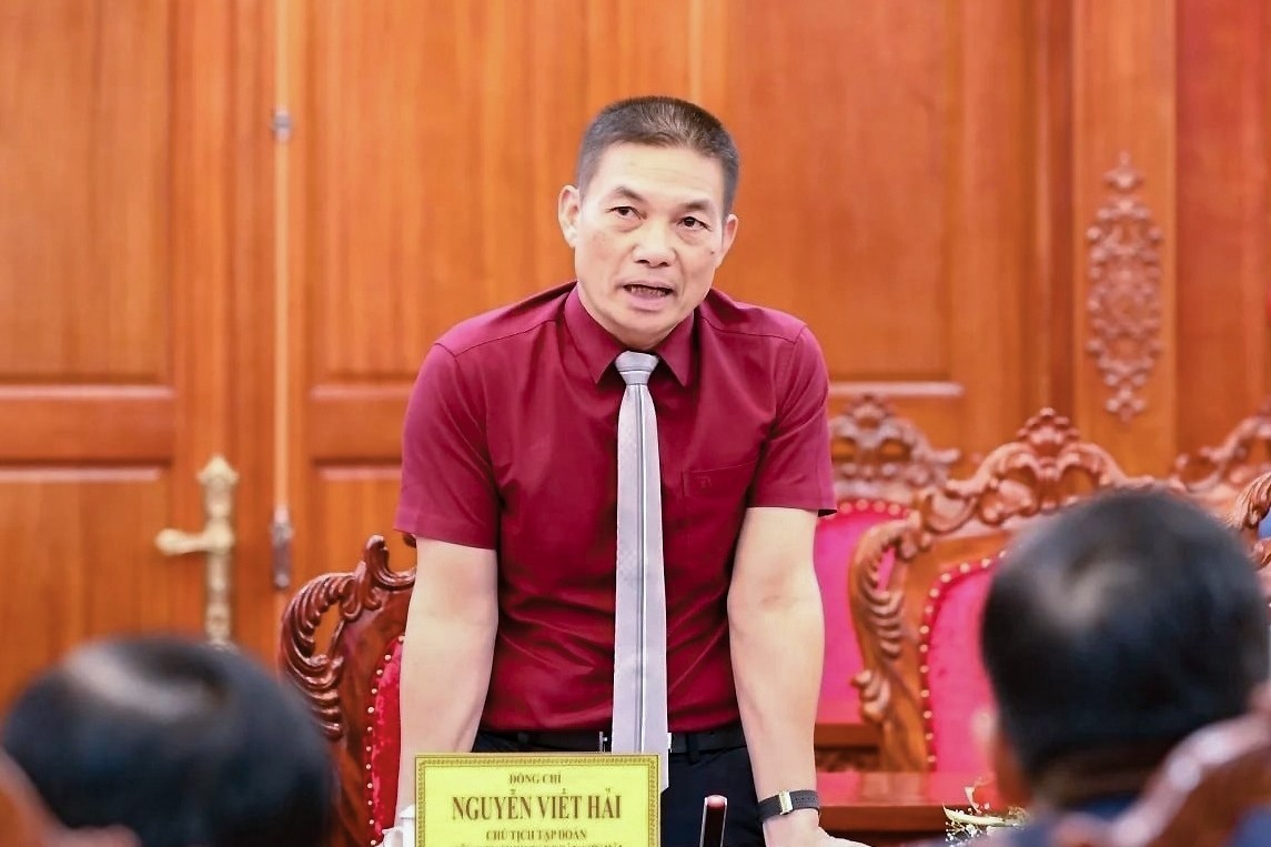 Nhà chồng sắp cưới Hoa hậu Đỗ Thị Hà: Từ nhà thầu địa phương với tài sản chưa đầy 1 tỷ đồng vươn lên thành đại gia hạ tầng- Ảnh 2. Nhà chồng sắp cưới Hoa hậu Đỗ Thị Hà: Từ nhà thầu địa phương với tài sản chưa đầy 1 tỷ đồng vươn lên thành đại gia hạ tầng- Ảnh 2.