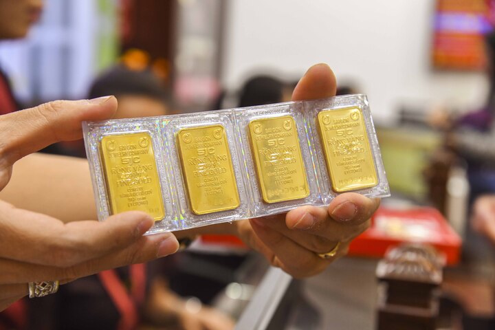 Có tiền tỷ nên đầu tư bất động sản hay vàng?- Ảnh 2. Có tiền tỷ nên đầu tư bất động sản hay vàng?- Ảnh 2.
