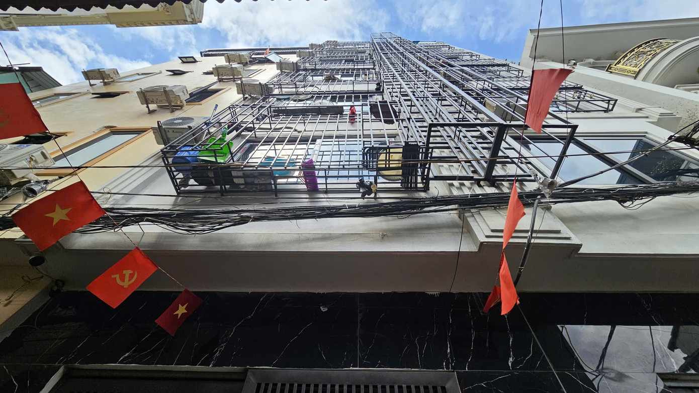 'Thủ phủ' chung cư mini Hà Nội nở rộ nhà xây sai phép, vượt tầng- Ảnh 1. 'Thủ phủ' chung cư mini Hà Nội nở rộ nhà xây sai phép, vượt tầng- Ảnh 1.