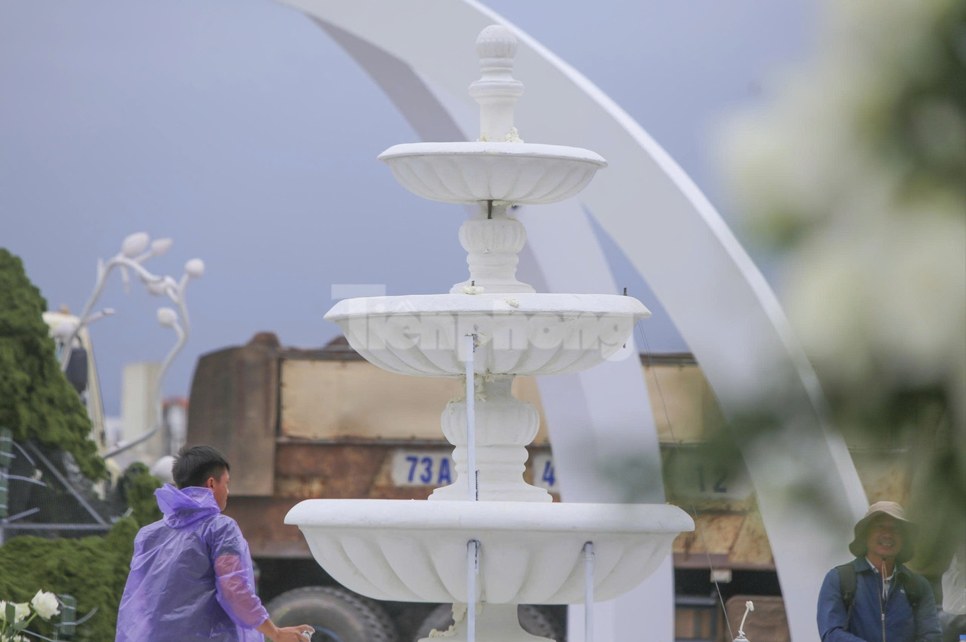 Bên trong rạp cưới mái vòm 3.000 m2 được nhà chồng Đỗ Thị Hà dựng bên bờ sông Nhật Lệ- Ảnh 12.