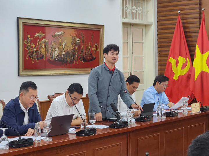 NSND Xuân Bắc: Quy định rõ việc dùng tên thật, địa chỉ thật trên mạng xã hội- Ảnh 1. NSND Xuân Bắc: Quy định rõ việc dùng tên thật, địa chỉ thật trên mạng xã hội- Ảnh 1.