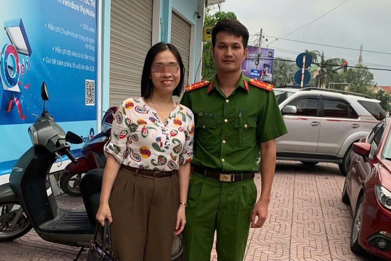 Đại úy công an bất ngờ nhận được nửa tỷ đồng vào tài khoản- Ảnh 1.