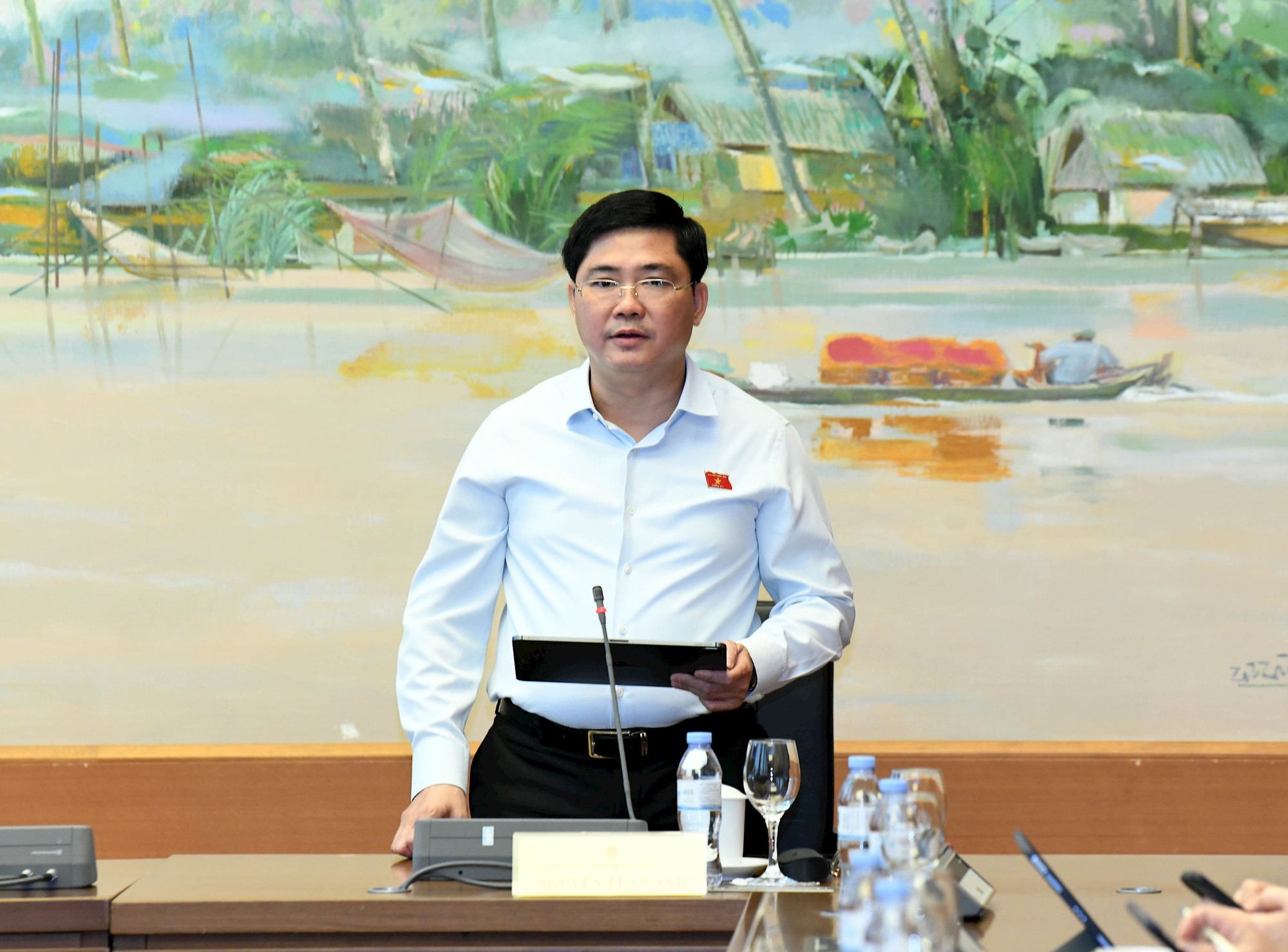 Đại biểu Quốc hội kiến nghị bỏ mô hình Đại học vùng, tinh gọn bộ máy, xoá cấp trung gian- Ảnh 2.