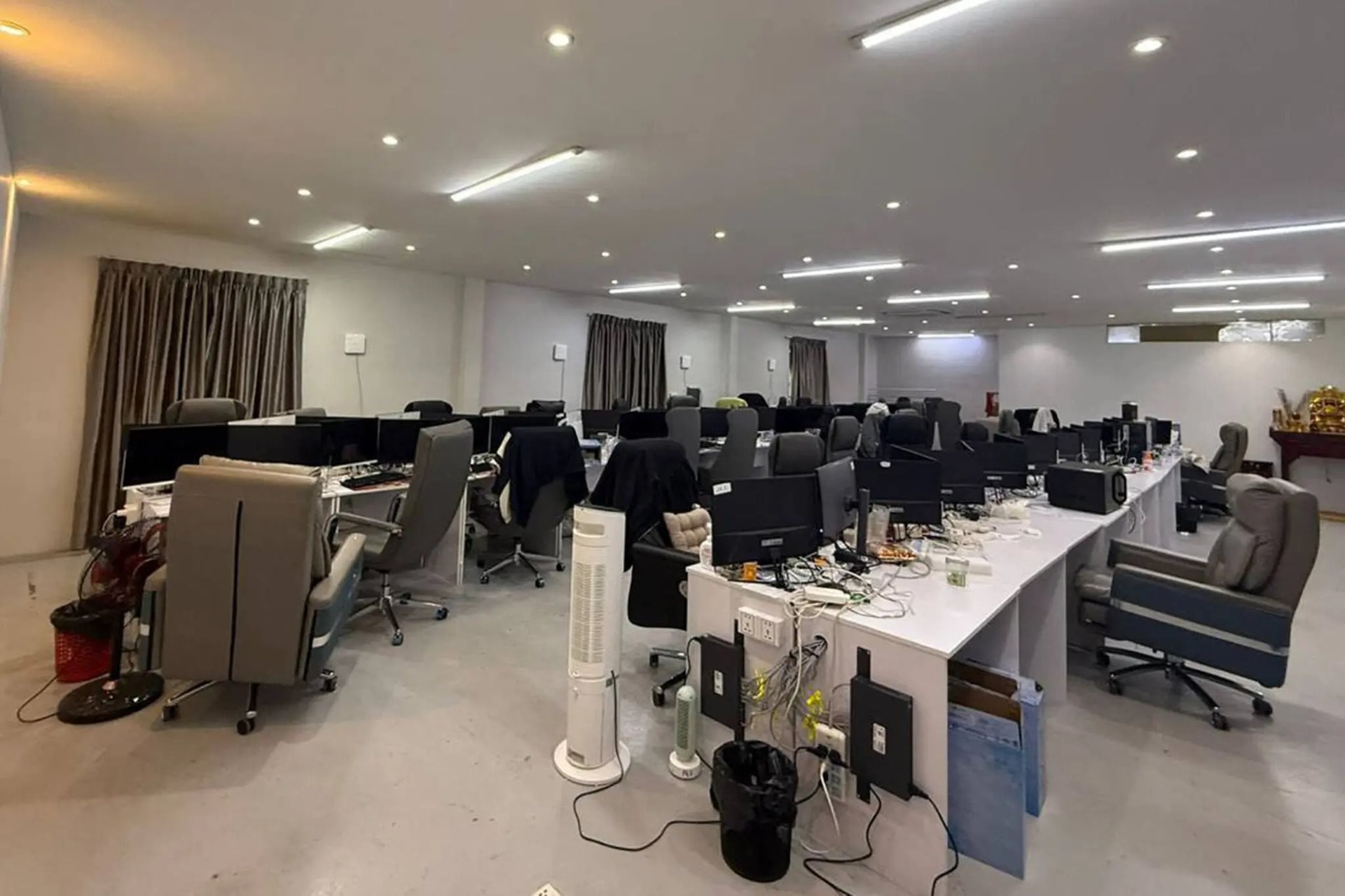 Điểm giống nhau của các nạn nhân Hàn Quốc bị lừa vào trại lừa đảo ở Campuchia: Tất cả đều nhắm vào một thứ- Ảnh 3. Điểm giống nhau của các nạn nhân Hàn Quốc bị lừa vào trại lừa đảo ở Campuchia: Tất cả đều nhắm vào một thứ- Ảnh 3.