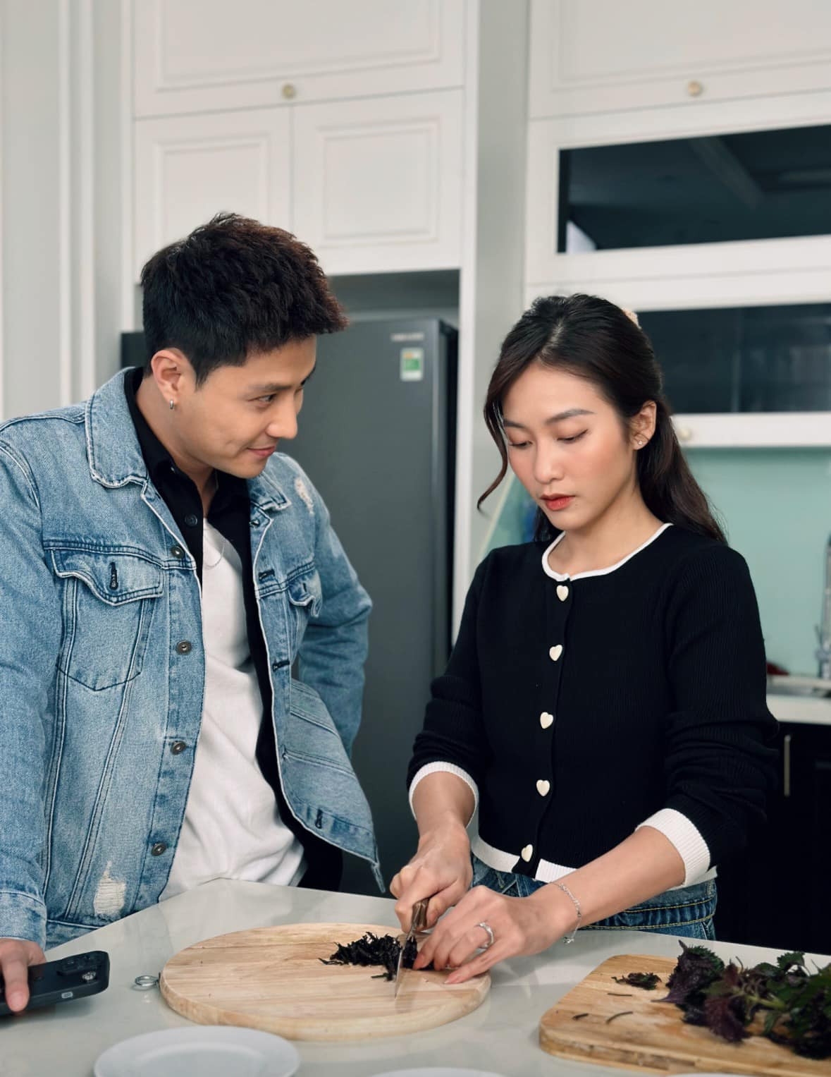 Việt Nam có đúng 1 mỹ nhân càng lên cân càng đẹp: Nhan sắc bén đứt tay, nhìn xuống body mà ngộp thở- Ảnh 8. Việt Nam có đúng 1 mỹ nhân càng lên cân càng đẹp: Nhan sắc bén đứt tay, nhìn xuống body mà ngộp thở- Ảnh 8.