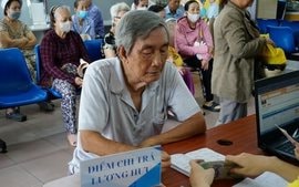 Công an phát cảnh báo mới đến người hưởng chế độ hưu trí, bảo hiểm xã hội- Ảnh 1. Công an phát cảnh báo mới đến người hưởng chế độ hưu trí, bảo hiểm xã hội- Ảnh 1.