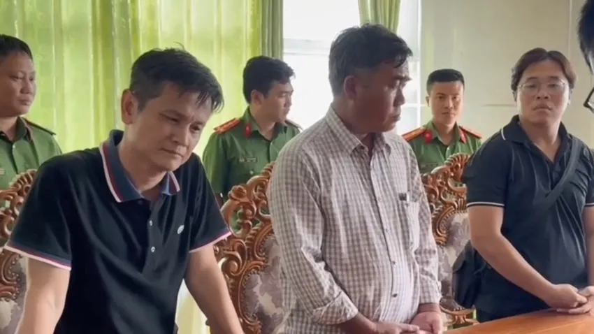 Bắt CEO Đậu Thế Anh- Ảnh 2. Bắt CEO Đậu Thế Anh- Ảnh 2.