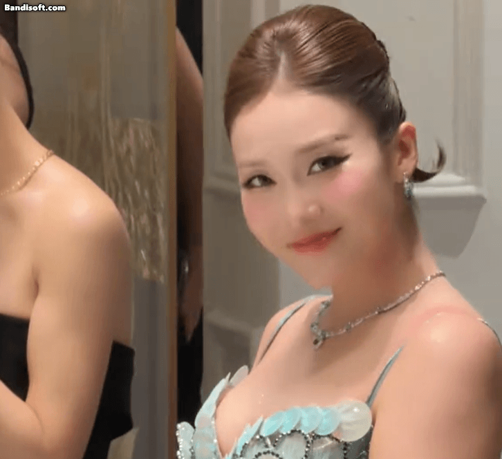 Việt Nam có đúng 1 mỹ nhân càng lên cân càng đẹp: Nhan sắc bén đứt tay, nhìn xuống body mà ngộp thở- Ảnh 12. Việt Nam có đúng 1 mỹ nhân càng lên cân càng đẹp: Nhan sắc bén đứt tay, nhìn xuống body mà ngộp thở- Ảnh 12.