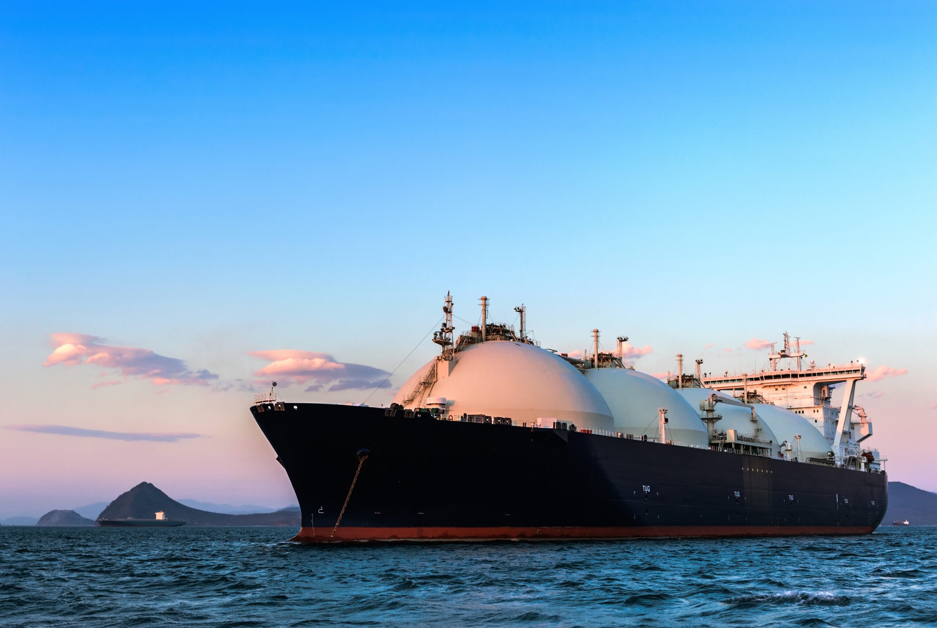 Sau Qatar, tới lượt nước xuất khẩu LNG lớn nhất thế giới dọa ngừng cung cấp khí đốt cho EU, châu Âu lập tức hành động- Ảnh 1.