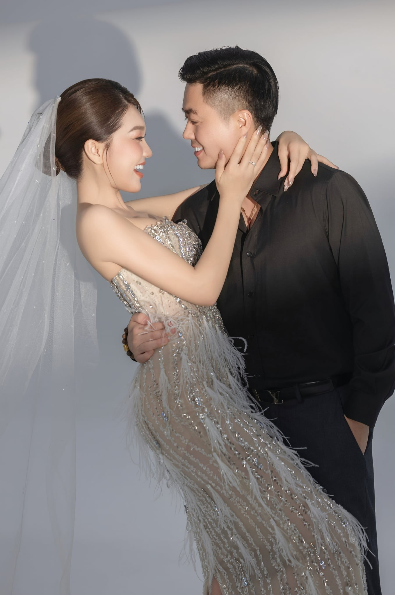 Người đẹp Ngọc Nữ cưới- Ảnh 4. Người đẹp Ngọc Nữ cưới- Ảnh 4.