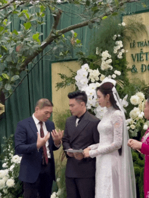 Lý giải cơn sốt đám cưới Viết Vương - Hoa hậu Đỗ Hà ở quê nhà Thanh Hóa, Quảng Trị- Ảnh 10. Lý giải cơn sốt đám cưới Viết Vương - Hoa hậu Đỗ Hà ở quê nhà Thanh Hóa, Quảng Trị- Ảnh 10.