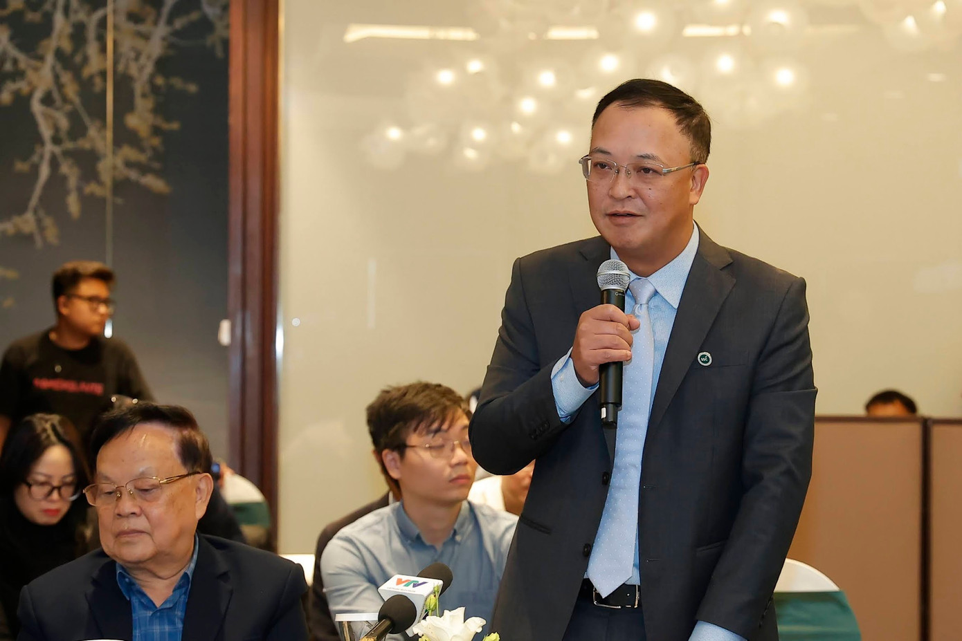 Nhiều 'đại bàng' quốc tế quan tâm tới chứng khoán Việt Nam vì một lý do- Ảnh 2. Nhiều 'đại bàng' quốc tế quan tâm tới chứng khoán Việt Nam vì một lý do- Ảnh 2.