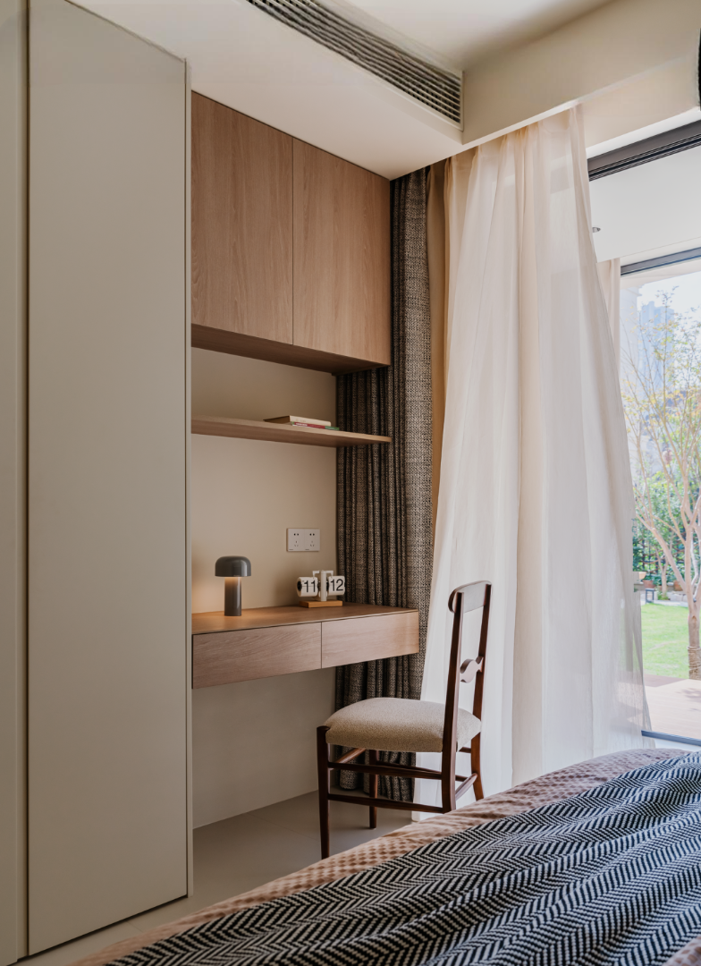 Cặp vợ chồng xây nhà 93m2 cho 3 thế hệ ở thành phố “tấc đất tấc vàng”: “Sống chung với bố mẹ không có gì đáng sợ”- Ảnh 8. Cặp vợ chồng xây nhà 93m2 cho 3 thế hệ ở thành phố “tấc đất tấc vàng”: “Sống chung với bố mẹ không có gì đáng sợ”- Ảnh 8.