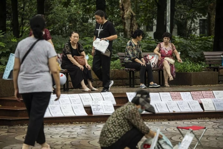 'Chợ hôn nhân' Trung Quốc: Nơi tình yêu bắt đầu từ… cha mẹ- Ảnh 3.